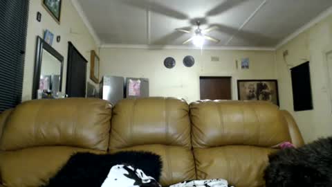 Snapshot of gucci_bx chatting on July 2026 01:58:01 AM gucci-bx online show from July 2026 01:58:01 AM