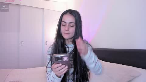 Elena online show from January 2025 05:18:02 PM