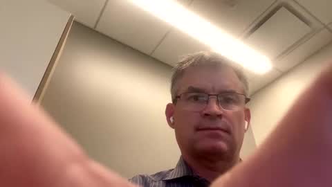 Snapshot of gud_times chatting on February 2025 04:20:02 PM gud_times online show from February 2025 04:20:02 PM