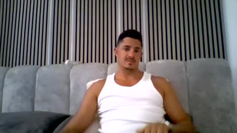 guerillatequilla online show from August 2026 01:02:02 PM