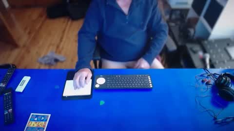 Snapshot of guesswhatigot2 chatting on December 2025 07:57:02 AM guesswhatigot2 online show from December 2025 07:57:02 AM