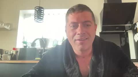 guil0 online show from September 2025 10:17:01 AM