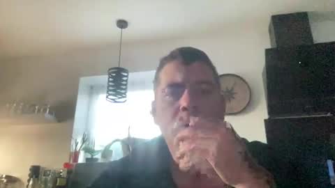 guil0 online show from October 2025 10:04:01 AM