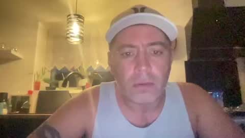 guil0 online show from October 2025 09:34:02 AM