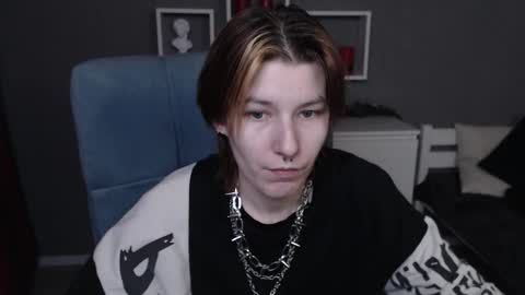 guitarandangell online show from February 2026 08:18:02 AM