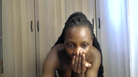 Miss Incredible online show from September 2025 11:23:02 AM