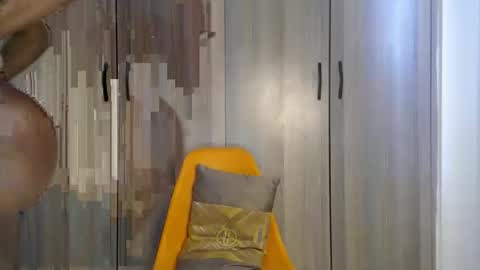 Miss Incredible online show from February 2026 01:03:02 PM