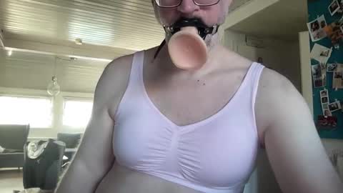 gummicasual online show from February 2026 08:51:01 AM