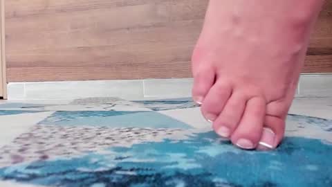 gummyluv online show from October 2025 08:33:02 PM