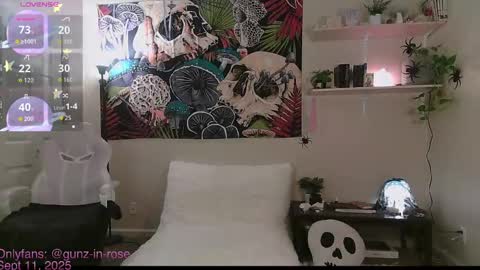 Snapshot of gunzinrose chatting on September 2025 03:23:02 PM Kylie online show from September 2025 03:23:02 PM