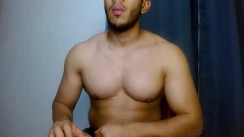 holl latino online show from February 2026 10:19:01 PM