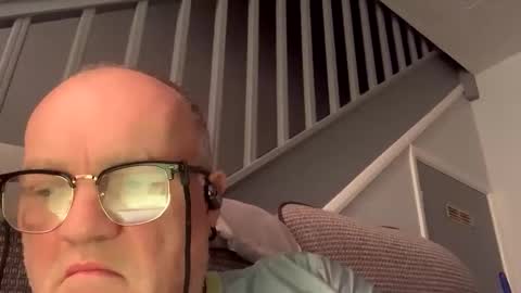 Snapshot of gusher25 chatting on October 2025 09:16:01 PM gusher25 online show from October 2025 09:16:01 PM