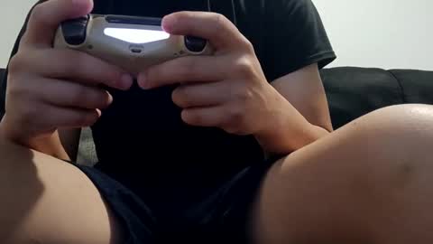 Snapshot of guts_san chatting on October 2025 01:09:01 PM guts_san online show from October 2025 01:09:01 PM