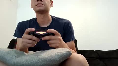 Snapshot of guts_san chatting on October 2025 07:46:02 PM guts_san online show from October 2025 07:46:02 PM