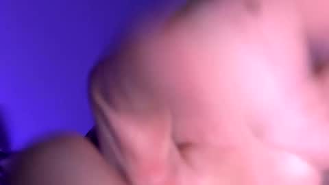 guttsy6_9 online show from December 2024 10:45:01 AM