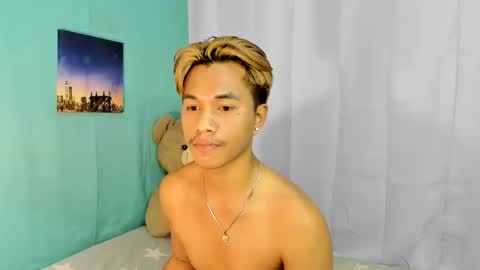 Snapshot of gwapoako100 chatting on December 2024 06:26:02 AM Pitz Sonido Herndon online show from December 2024 06:26:02 AM