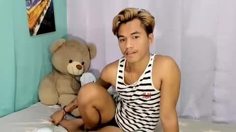 Snapshot of gwapoako100 chatting on December 2024 01:05:01 AM Pitz Sonido Herndon online show from December 2024 01:05:01 AM