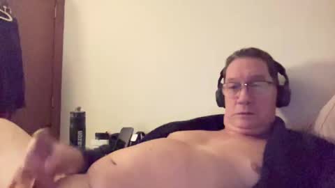 Snapshot of gwashere4u chatting on December 2024 05:38:01 AM gwashere4u online show from December 2024 05:38:01 AM