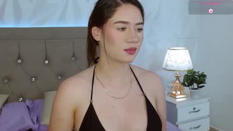 Gwen Drew online show from March 2026 12:55:01 PM