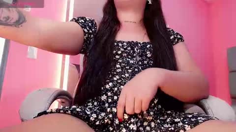 gwen online show from September 2025 08:21:01 PM