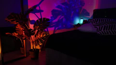 Snapshot of gwenhilton chatting on January 2025 08:44:02 AM gwenhilton online show from January 2025 08:44:02 AM