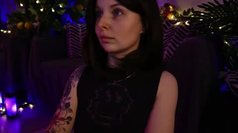 Snapshot of gwenhilton chatting on February 2025 05:52:01 AM gwenhilton online show from February 2025 05:52:01 AM