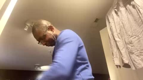 Snapshot of gyesaw1970 chatting on February 2025 03:13:01 AM gyesaw1970 online show from February 2025 03:13:01 AM