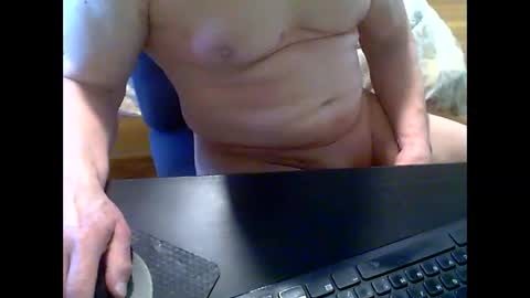 Snapshot of gymratt01 chatting on January 2025 05:45:02 PM gymratt01 online show from January 2025 05:45:02 PM