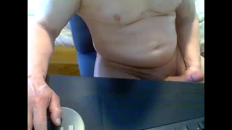 Snapshot of gymratt01 chatting on February 2025 04:56:02 PM gymratt01 online show from February 2025 04:56:02 PM