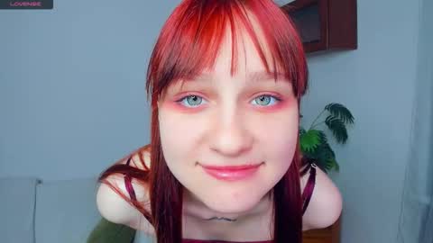 Kelly  Lilly online show from November 2025 06:35:02 PM