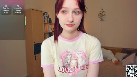 Kelly  Lilly online show from April 2026 08:09:02 PM