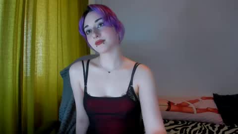 Snapshot of hadley_mills chatting on May 2026 02:00:01 PM hadley online show from May 2026 02:00:01 PM