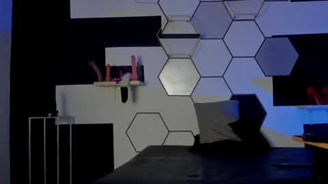 haileycat_ online show from January 2025 07:21:02 AM