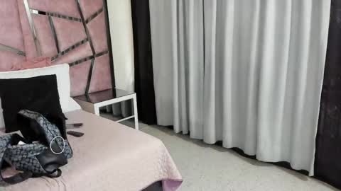 Snapshot of haileyduke chatting on October 2025 12:02:02 PM Hailey online show from October 2025 12:02:02 PM