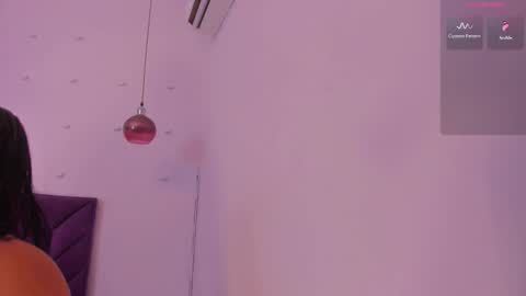 Snapshot of haileystonei chatting on October 2025 11:43:02 AM haileystonei online show from October 2025 11:43:02 AM