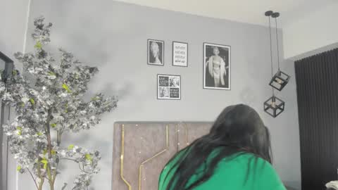 Snapshot of haileystonei chatting on December 2025 11:37:01 AM haileystonei online show from December 2025 11:37:01 AM