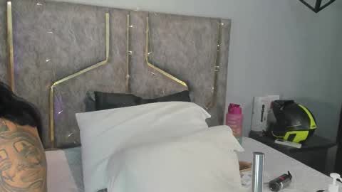 Snapshot of haileystonei chatting on December 2025 11:59:01 AM haileystonei online show from December 2025 11:59:01 AM