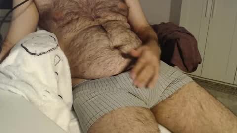 Snapshot of hairy_boy29 chatting on September 2025 10:33:02 PM hairy_boy29 online show from September 2025 10:33:02 PM
