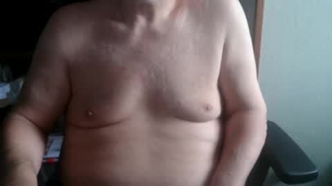 hairyarmpit_lover_1970 online show from April 2026 06:14:01 AM