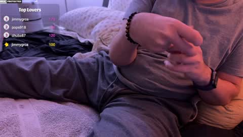 Snapshot of hairybelly818 chatting on January 2025 07:49:01 AM Hairy Belly online show from January 2025 07:49:01 AM