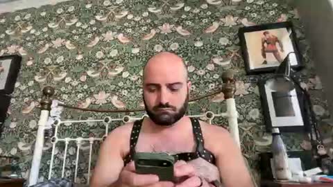 Hairy Guy online show from July 2026 11:01:02 AM