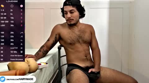 Snapshot of hairyshort chatting on September 2025 01:59:01 PM hairy and short online show from September 2025 01:59:01 PM