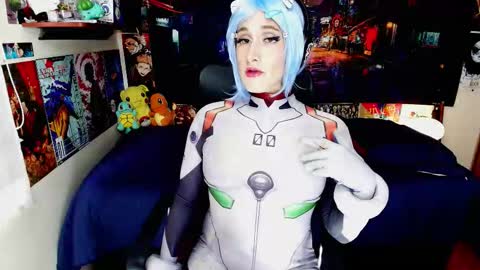 Haku Please help me with your thumbs up its important  online show from November 2025 08:53:02 PM