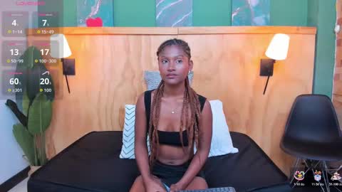 Snapshot of halleylorens chatting on November 2025 08:08:01 PM Halley Lorens online show from November 2025 08:08:01 PM