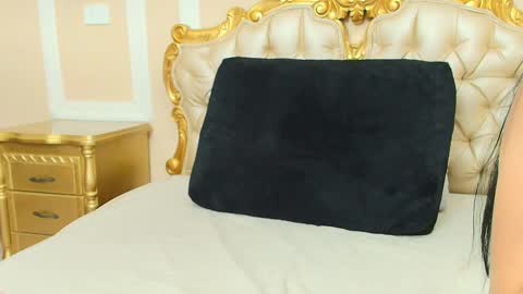 Hallie Stone online show from March 2026 01:48:02 PM