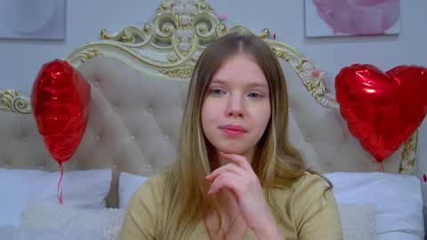 Snapshot of hallybradley chatting on February 2026 05:09:02 PM HallyBradley online show from February 2026 05:09:02 PM