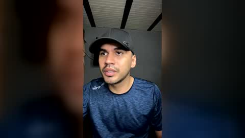 hamiltong12 online show from December 2025 04:41:04 AM