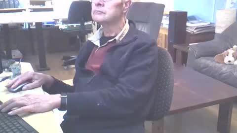 Snapshot of hamto65 chatting on December 2024 09:28:01 PM Prefer men 80 online show from December 2024 09:28:01 PM