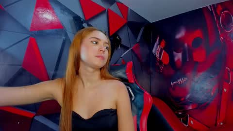 Hana and Zeta online show from December 2025 12:22:02 PM