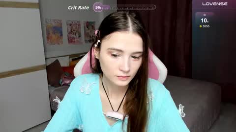 Snapshot of hana_flo chatting on December 2025 02:15:01 PM Hana online show from December 2025 02:15:01 PM